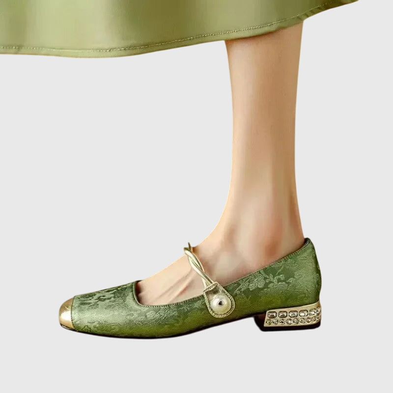 Supportive Everyday Sandal