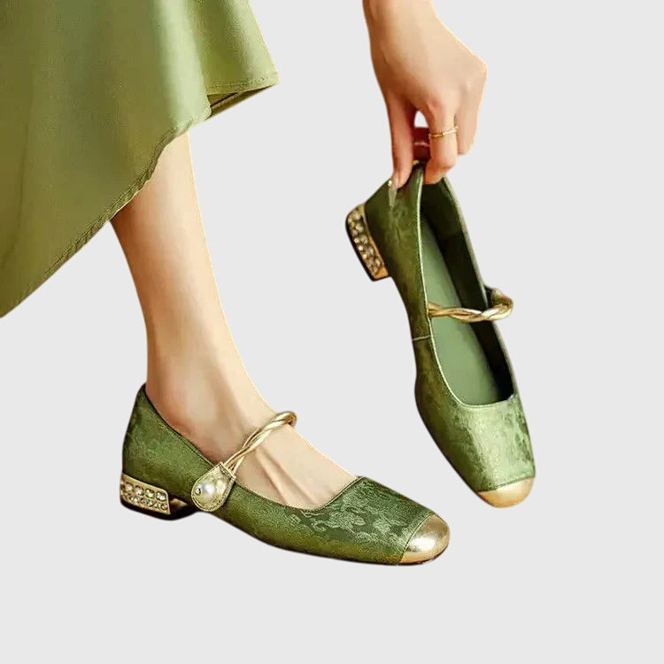 Supportive Everyday Sandal