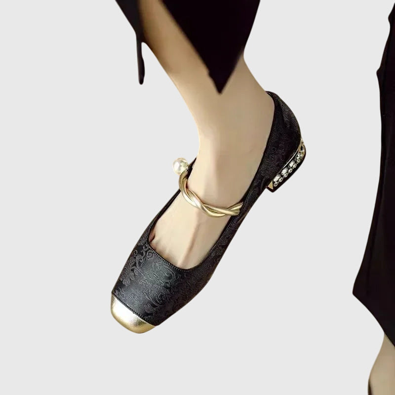 Supportive Everyday Sandal