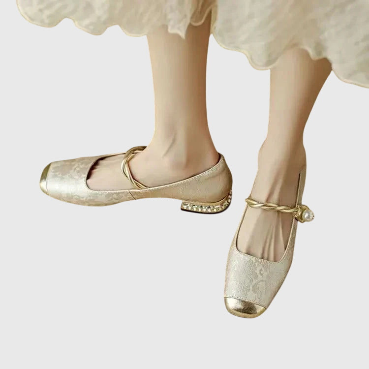 Supportive Everyday Sandal
