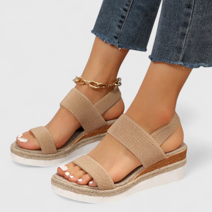 Supportive Everyday Sandal