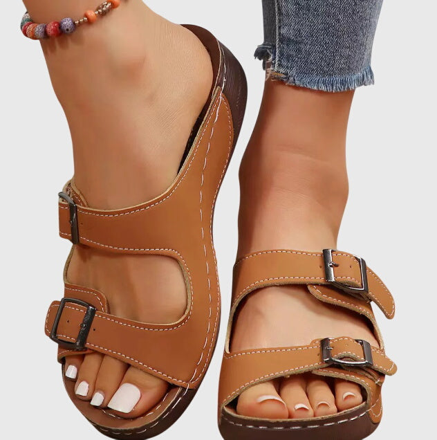 Supportive Everyday Sandal