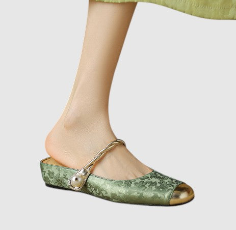 Supportive Everyday Sandal