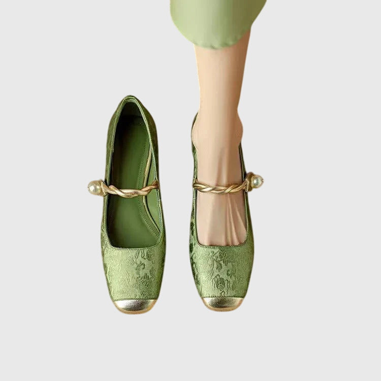 Supportive Everyday Sandal
