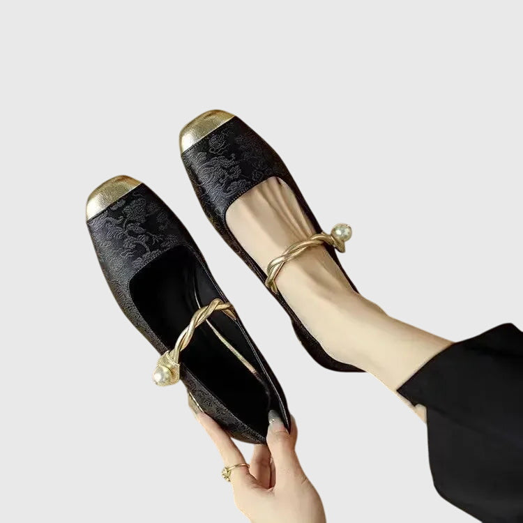 Supportive Everyday Sandal